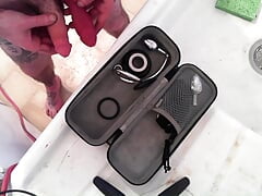 An unusual 'handyman' finds some new tools to add to his toolbox...